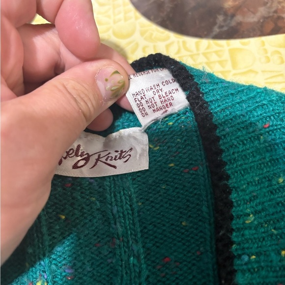 Vintage Men’s Cardigan Sweater - Picture 6 of 10